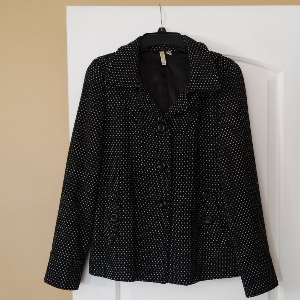 Susina jacket with detachable hood